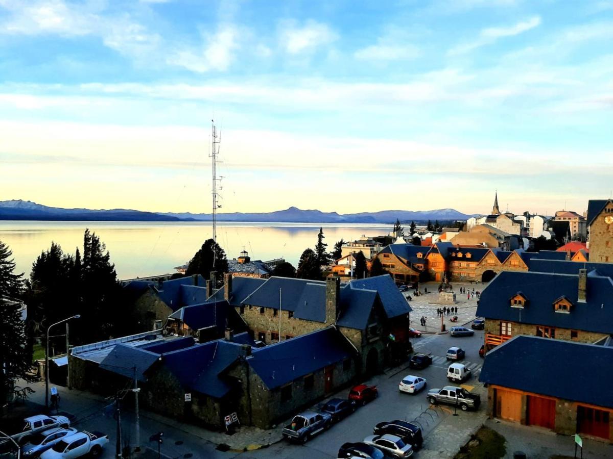 Apartment Center 208 -