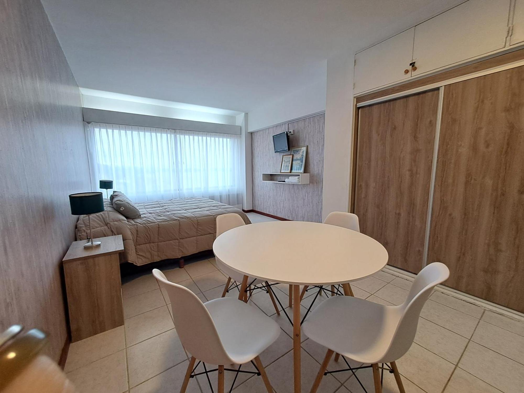 Apartment Center 208 - *