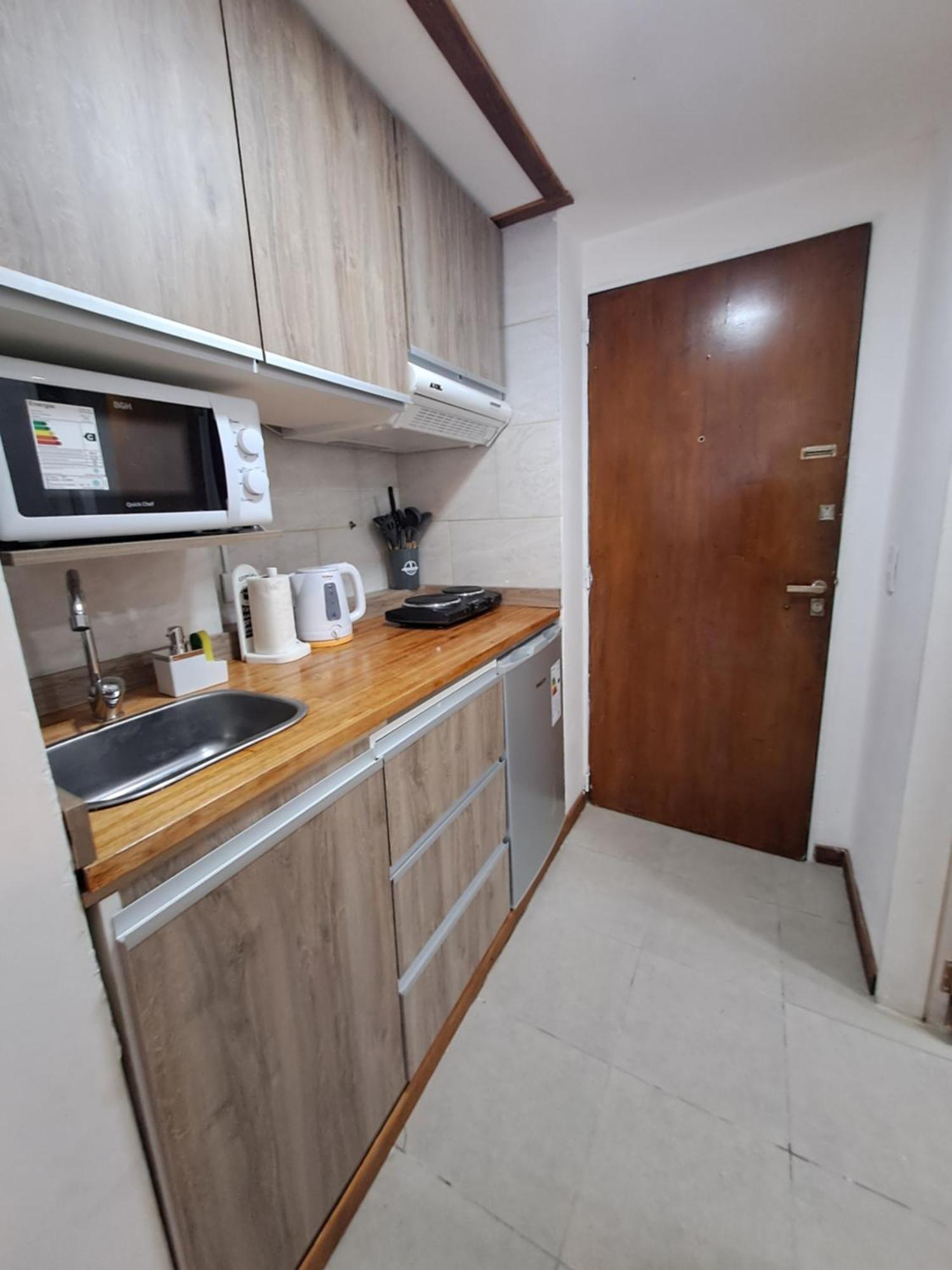 Apartment Center 208 -